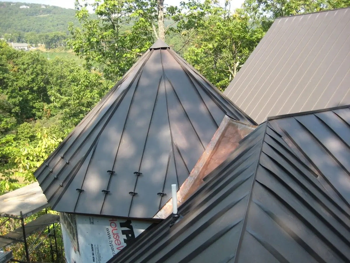 Professional Shingle Replacement & Repair by Craftsman Roofing in Loomis